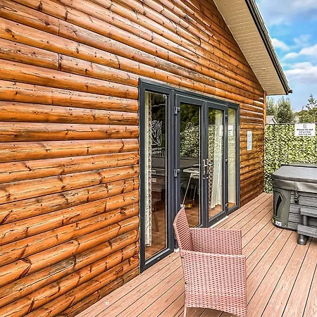 Meadows Luxury Holiday park Flaxton