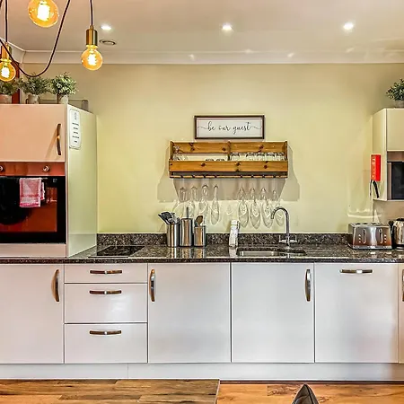 Meadows Luxury Flaxton