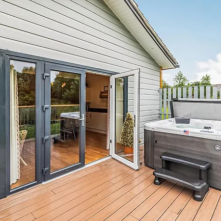 Meadows Luxury Holiday park Flaxton