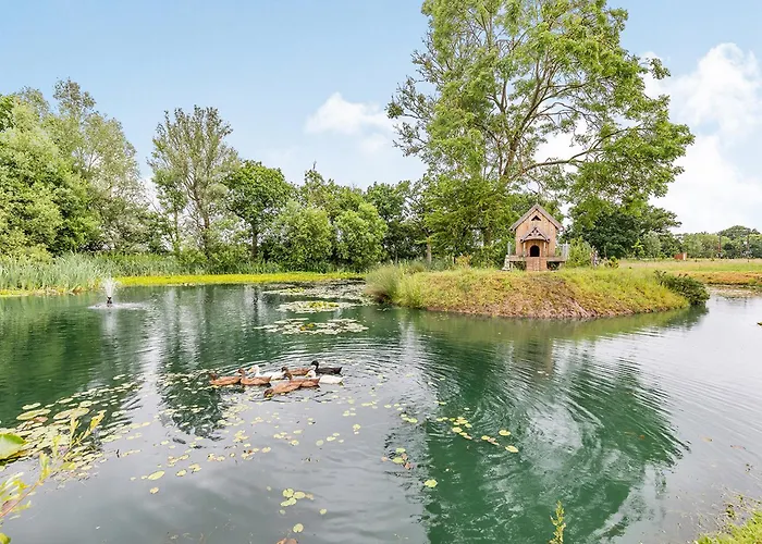 Meadows Luxury Flaxton